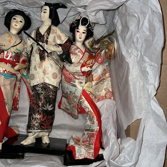 VINTAGE HARD TO FIND SET OF NISHI DOLL (SET OF 5) - Picture 4 of 4